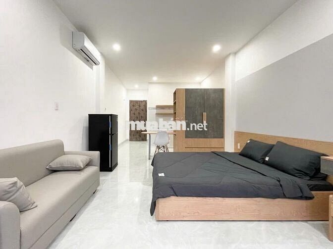 STUDIO BAN CÔNG THOÁNG MÁT NGAY NHIÊU TỨ - PHAN ĐĂNG LƯU - HOA SỨ