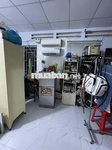 CẦN 1 NAM Ở GHÉP PHẠM THẾ HIỂN Q8