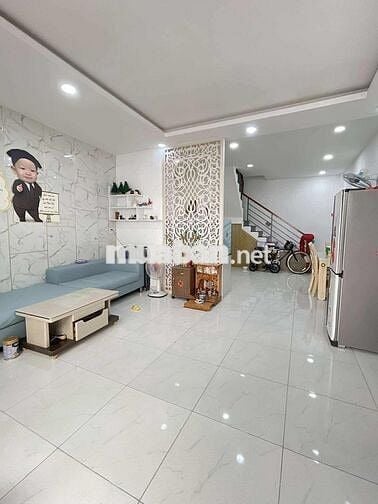 Hẻm ô tô sát nhà - 60m2 - 3 tầng-Hoàng Hoa Thám, Bình Thạnh nhỉnh 6 tỷ
