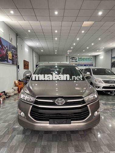 Toyota Innova 2017 2.0E - 90000 km