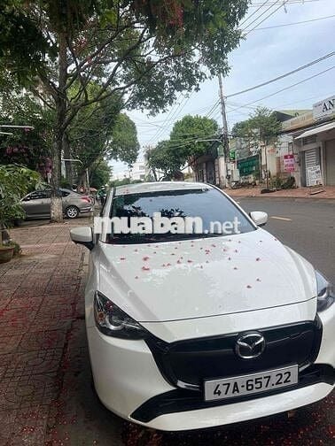 Mazda 2 2016  1.5 AT Sedan - 38000 km