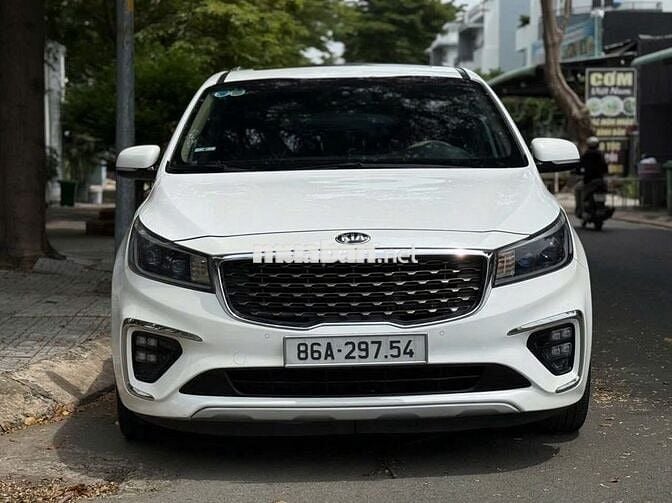 Kia Sedona 2020 2.2 DAT Luxury - 110000 km