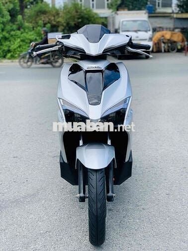 Honda Airblade bạc poscher bao đẹp máy móc bao zin