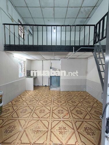 Nhà mặt tiền hẻm sau Big Trường Chinh