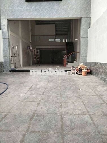 Cho thuê nhà 170m2 vừa ở vừa làm.kho  đường rộng