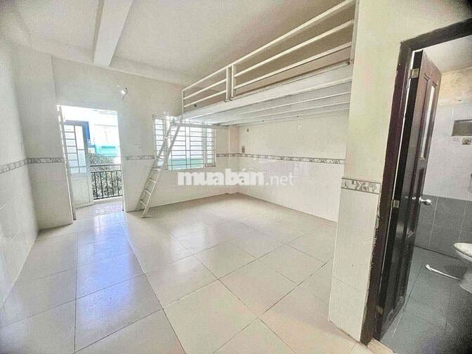 PASS GẤP PHÒNG BANCOL GIÁ RẺ GẦN ĐẠI HỌC VĂN HIẾN