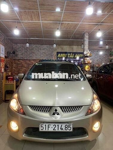 Mitsubishi Grandis 2005 2.4 AT - 145000 km