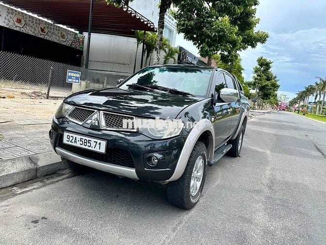 Mitsubishi Triton 2010 GLS 2.5 AT 4x4 - 123456 km