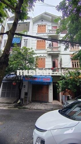 Cho thuê nguyên căn nhà 4 tầng, diện tích 60m2,