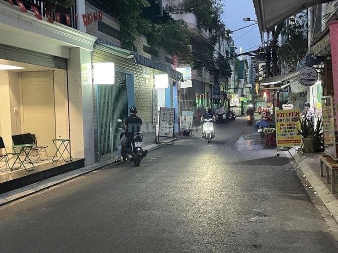 Bán nhà 2 mặt tiền HXH đường Lê Văn Quới DTCN 124m2 Q.Bình Tân 