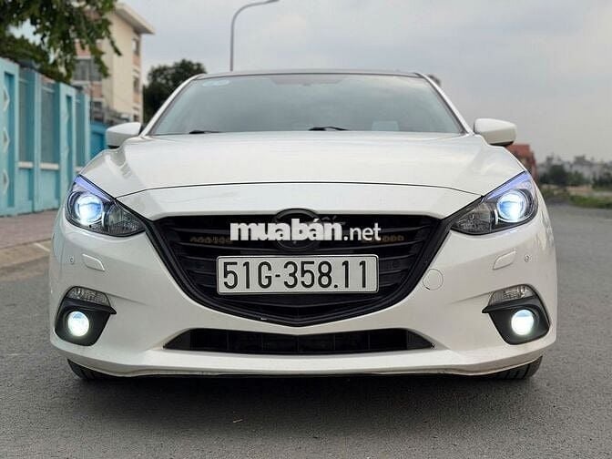 Mazda 3 2017 1.5AT mua mới 1 chủ full kịch đồ chơi
