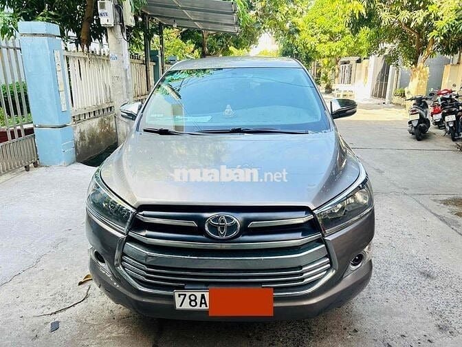 Toyota Innova 2017 2.0E - 139000 km