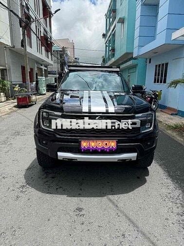Ford Raptor 2025-800 km