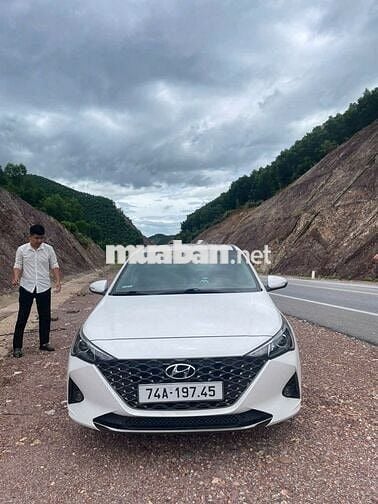 Hyundai Accent 2020 1.4 ATH - 30000 km