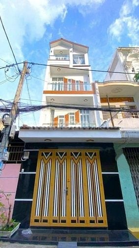 Chủ bán 1 tỷ . Nhà 52m2 Dương Bá Trạc gần Dương Bá Trạc,xây 4 