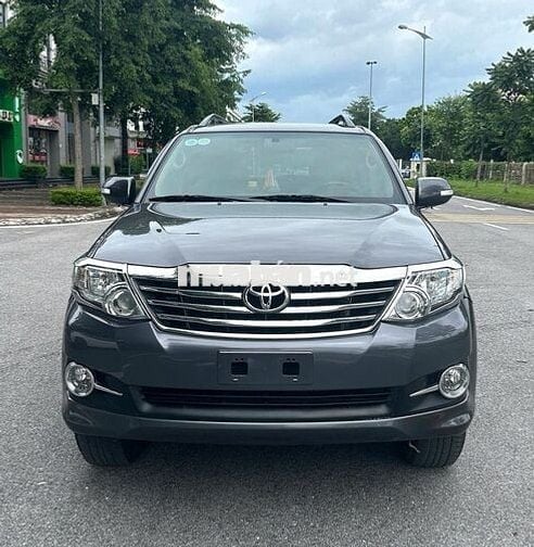 fortuner xăng 1 cầu sx 2015