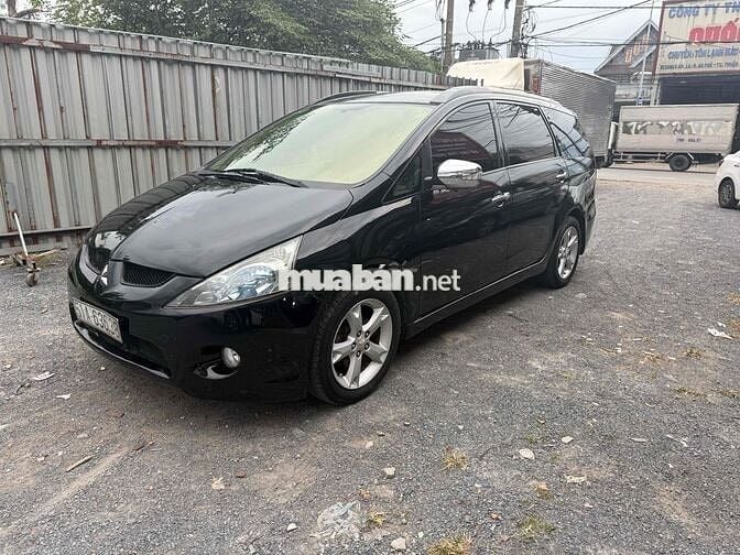 Mitsubishi Grandis 2008 2.4 AT - 12345 km