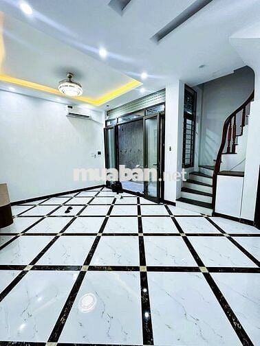 5.78 TỶ-31/41M2-4 TẦNG MỚI-SÂN ĐỂ XE RỘNG-TRƯƠNG ĐỊNH-BẠCH MAI