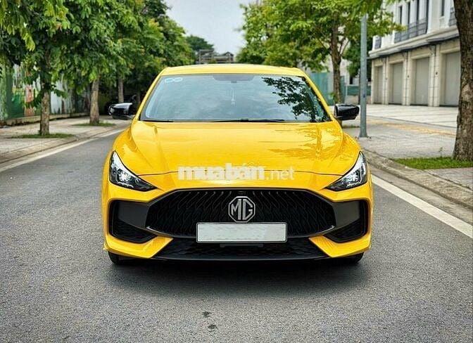 MG MG5 2024  - 10000 km