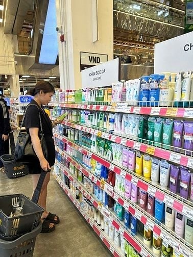 QUẬN HÓC MÔN MỚI KHAI TRƯƠNG CẦN BỔ SUNG NHÂN VIÊN BÁN HÀNG 