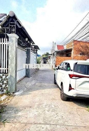 Lô đất kế trường THPT Gò Đen, Cần Giuộc, 450tr/155m2. SHR/thổ cư 100%