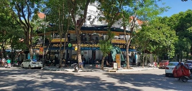 Bán biệt thự  KĐT Bán Đảo Linh Đàm , DT 300 m2, lô góc, mặt phố, KD!