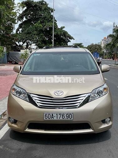 Bán TOYOTA SIENNA SX- 2013 - bản LIMITED 4WD