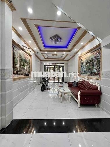 chính chủ cần bán gấp nhà để trả nợ ngân hàng (đường Nguyễn sơn100m2)