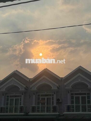 Do có kế hoạch thay đổi nên mình cần sang nhượng lại căn nhà đang thuê