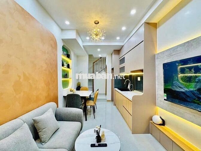 SÁT MẶT TIỀN Q4- 2 LẦU - 30m2 - KO QH- GIÁ 4 TỶ NHỈNH