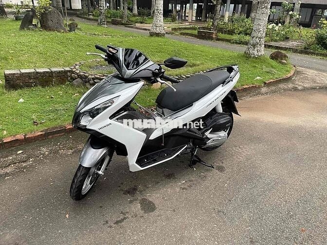 AB 125i màu trắng moi keng. tra gop