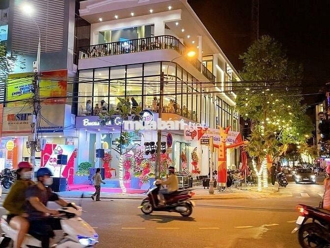 Cần bán nhà 2 mặt tiền Nguyễn Văn Thoại & Châu Thị Vĩnh Tế