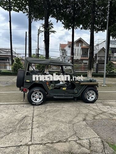 Jeep A2 truoc 1975 Mỹ
