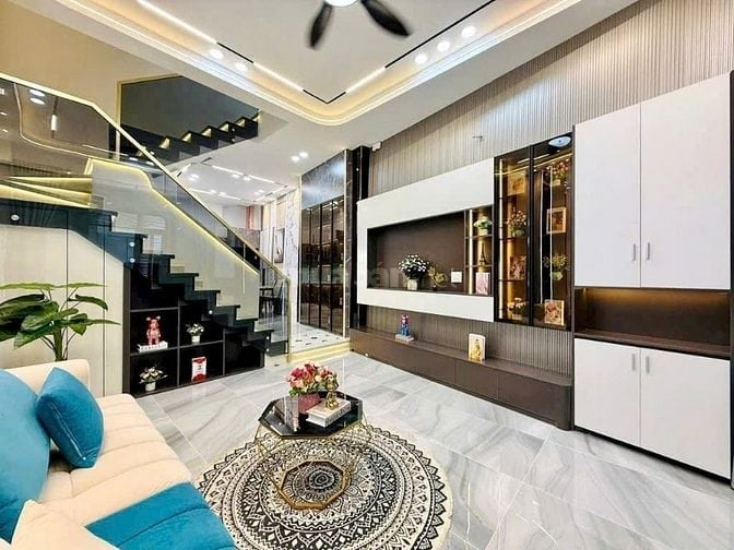 BÁN NHÀ ĐẸP ĐƯỜNG 13 , PHƯỜNG 10 50M2 GIÁ CHỈ 2T250 THƯƠNG LƯỢNG SHR