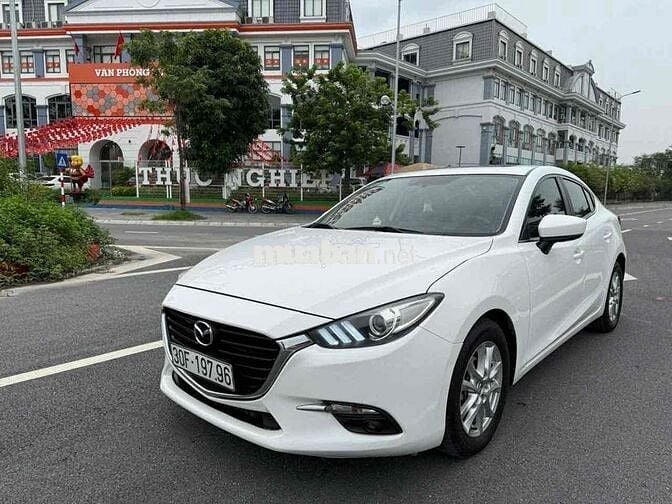 Mazda 3 2018 1.5 AT cuc dep