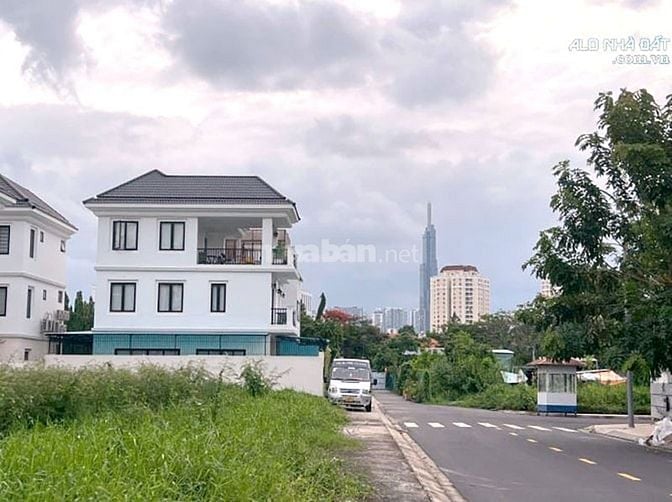 Bán 2 lô đất mt Nguyễn Hoàng - khu compound đồng bộ, tổng dt 279.8m2