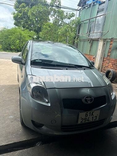 Toyota Yaris 2007  - 180000 km