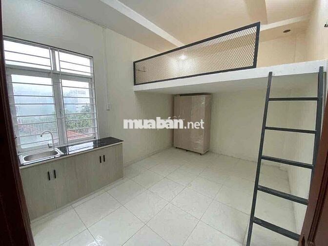 Phòng Cửa sổ Full Nội Thất ĐHT 42