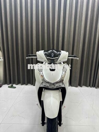 SH 160! siêu mới giá rẻ hơn xe mới cả đoạn