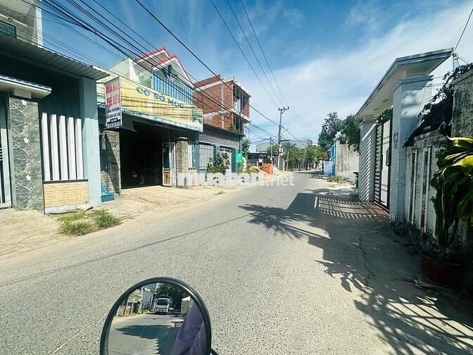 Mặt Tiền Bình Kỳ Có Xưởng Đang Cho Thuê Đường 7m5 quy hoạch lề