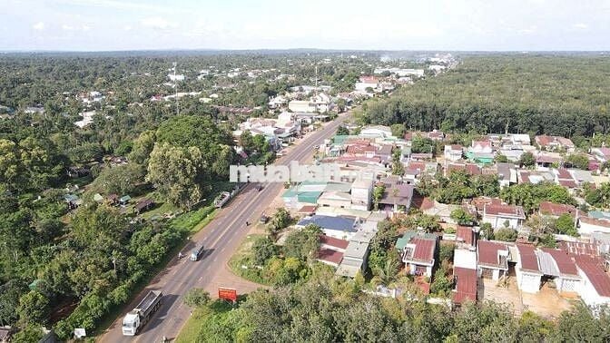 Bán xưởng 4600m2 mặt tiền QL26