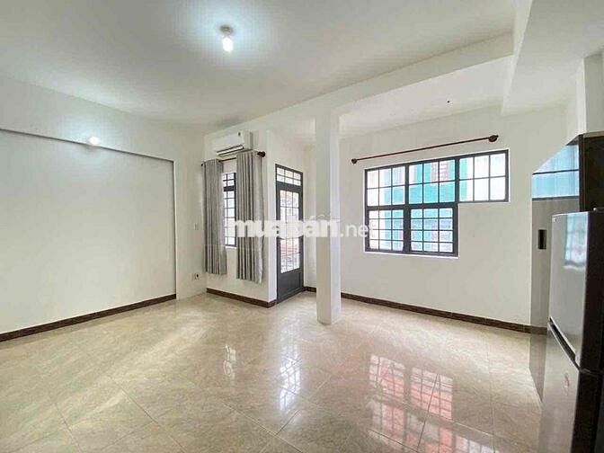 TÌM 2 BẠN Ở GHÉP PHÒNG NGAY ĐƯỜNG TÔ HIẾN THÀNH - TRUNG TÂM QUẬN 10