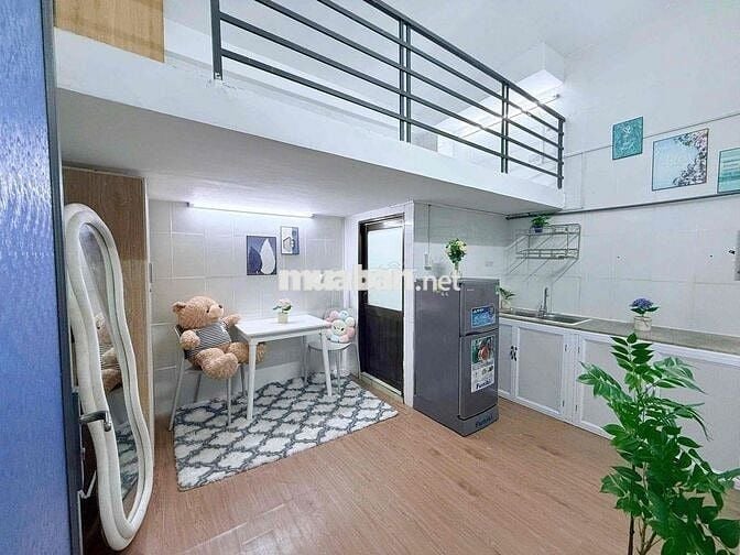 Căn Hộ Gác Lững _ Có Nội Thất Đầy Đủ _ có Thang Máy 🌈🌈