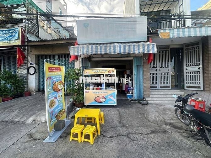 🌟 Thuê mặt bằng Quận 8 – View bờ kè thoáng mát, giá dễ thương 🌟