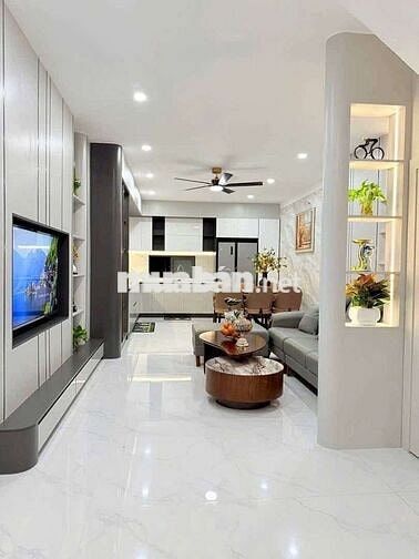 Bán nhà mới 100% siêu đẹp MT Trần Khát Chân TTTP