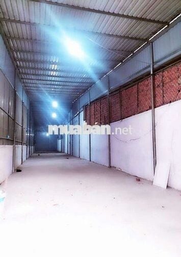 Xưởng 220m2 -- Trần Văn Mười - XTĐ - Hóc Môn