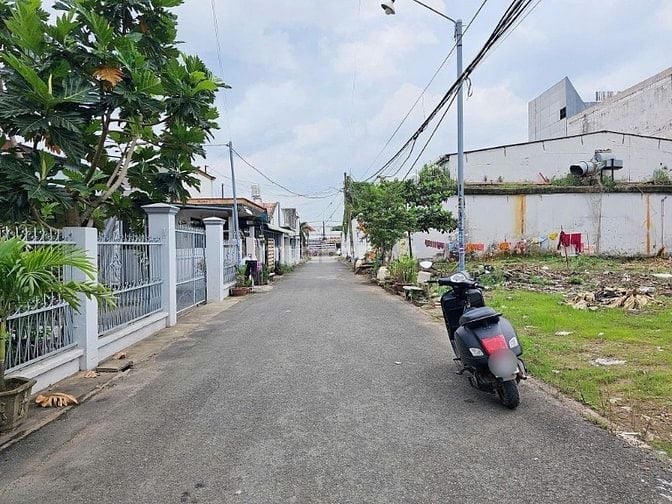 Cần bán gấp miếng đất 109m2 ở Thới Tam Thôn - Hóc Môn giá 700 triệu.