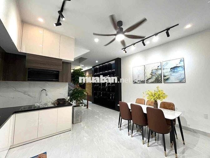Bán nhà vip đông nam Hoà xuân vip