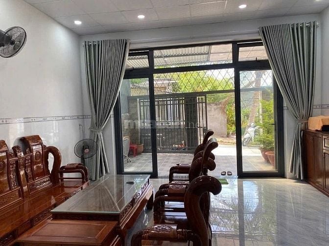 Bán nhà gần biển DT110m2-2PN-Đường 8m-Vĩnh hoà-Nha Trang- chỉ 3ty8(HOT