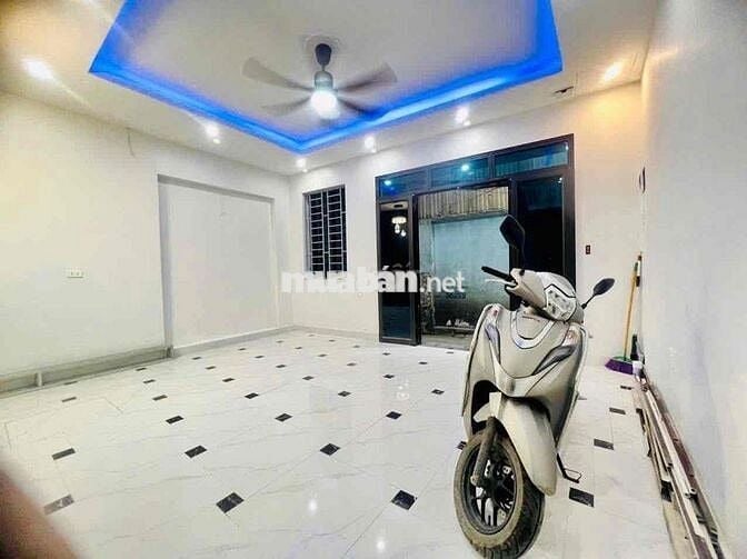Hàng Đẹp- Giá rẻ! Linh quang, Lô góc 6 tầng thang máy, 46m sổ chỉ 8đ